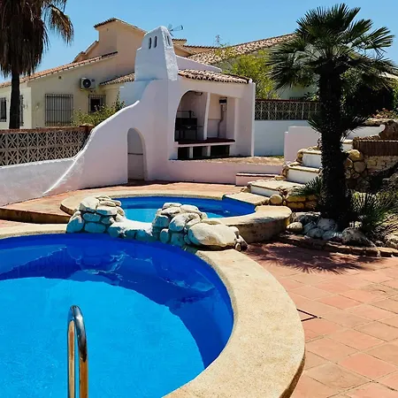 Вилла Tamarindos