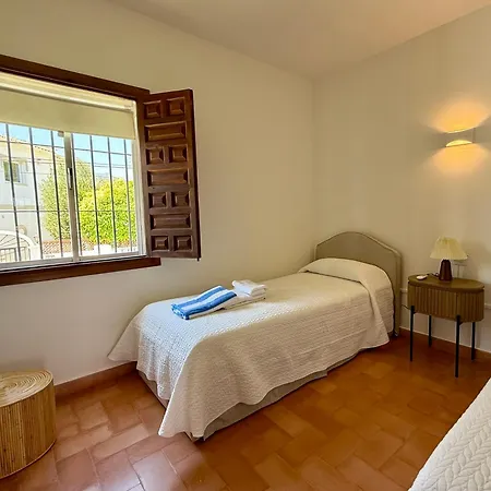 Вилла Tamarindos *