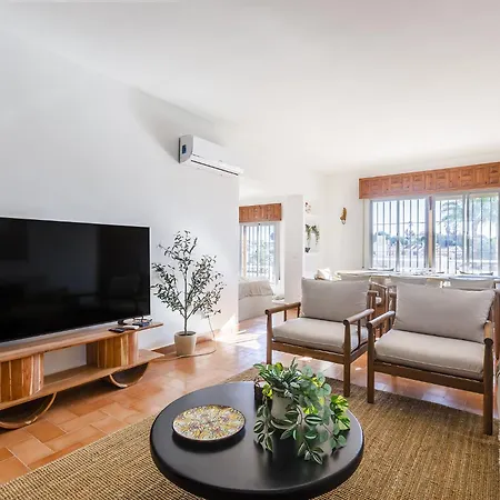Vila Tamarindos - Stunning With Private Pool & Outside Space- Lual *