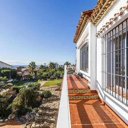 Tamarindos - Stunning With Private Pool & Outside Space- Lual Vila Nerja