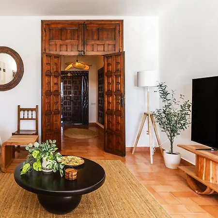 Tamarindos - Stunning With Private Pool & Outside Space- Lual Vila