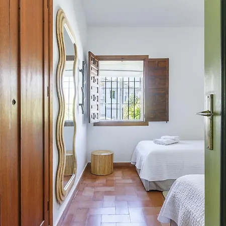Tamarindos - Stunning With Private Pool & Outside Space- Lual *