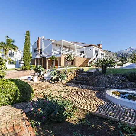 Tamarindos - Stunning With Private Pool & Outside Space- Lual