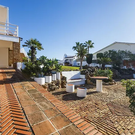 Villa Tamarindos - Stunning With Private Pool & Outside Space- Lual *