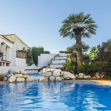 Tamarindos - Stunning With Private Pool & Outside Space- Lual Vila Nerja